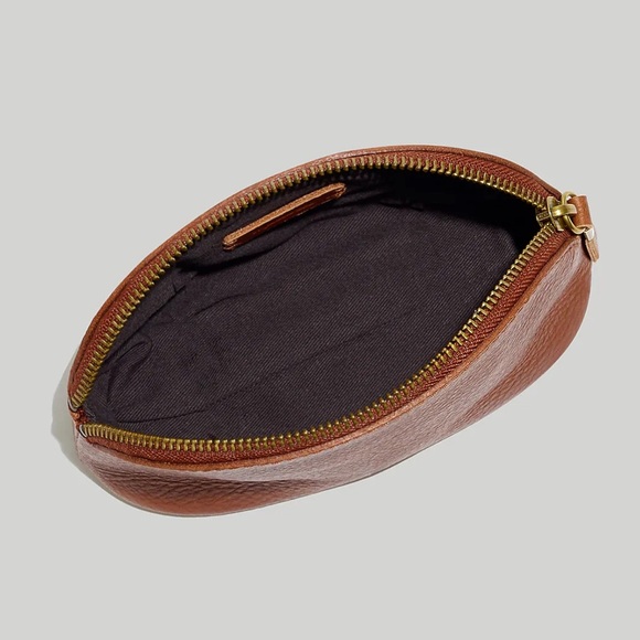 Madewell The Makeup Pouch - Picture 4 of 13